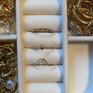 GOLD RINGS SET OF THREE